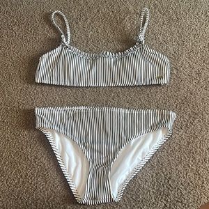 Roxy bikini set with pads